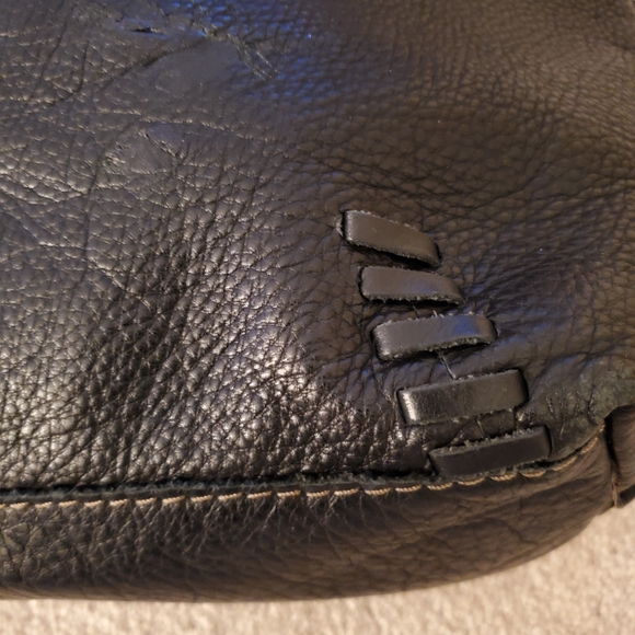 Lucky Brand Genuine Pebbled Leather Purse Black Distressed Hardware Stitching - Picture 6 of 16